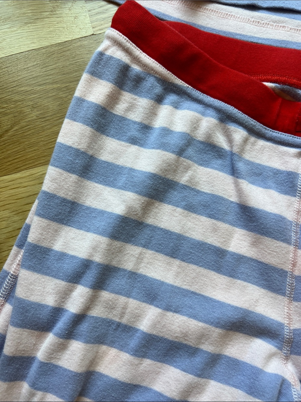 Pj set - Picture 3 of 4